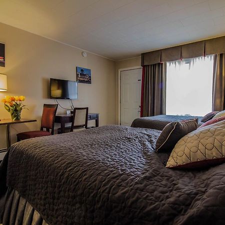 The White Horse Motel Cornwall Екстер'єр фото