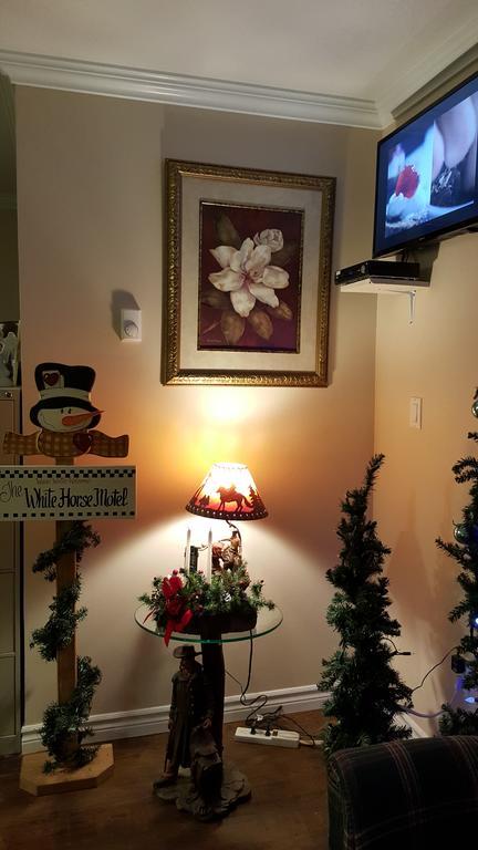 The White Horse Motel Cornwall Екстер'єр фото