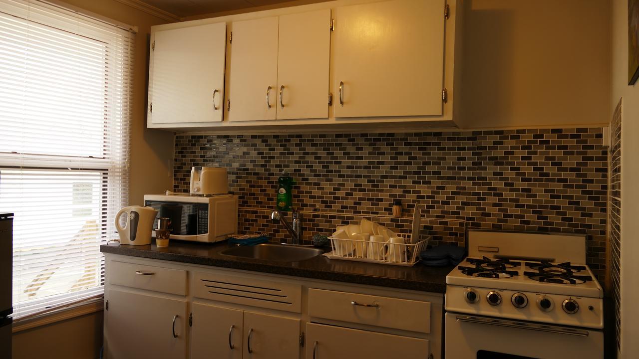 The White Horse Motel Cornwall Екстер'єр фото