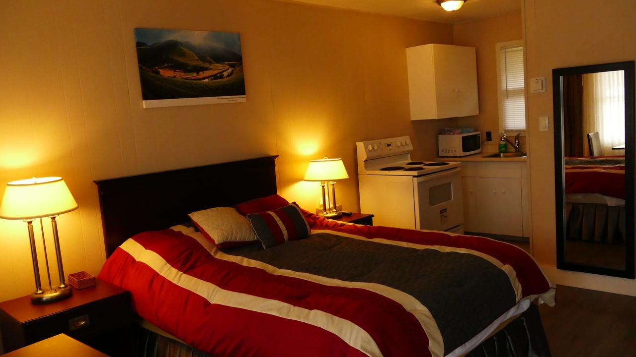 The White Horse Motel Cornwall Екстер'єр фото