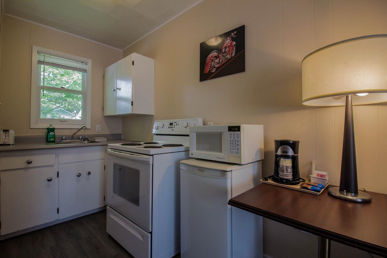 The White Horse Motel Cornwall Екстер'єр фото