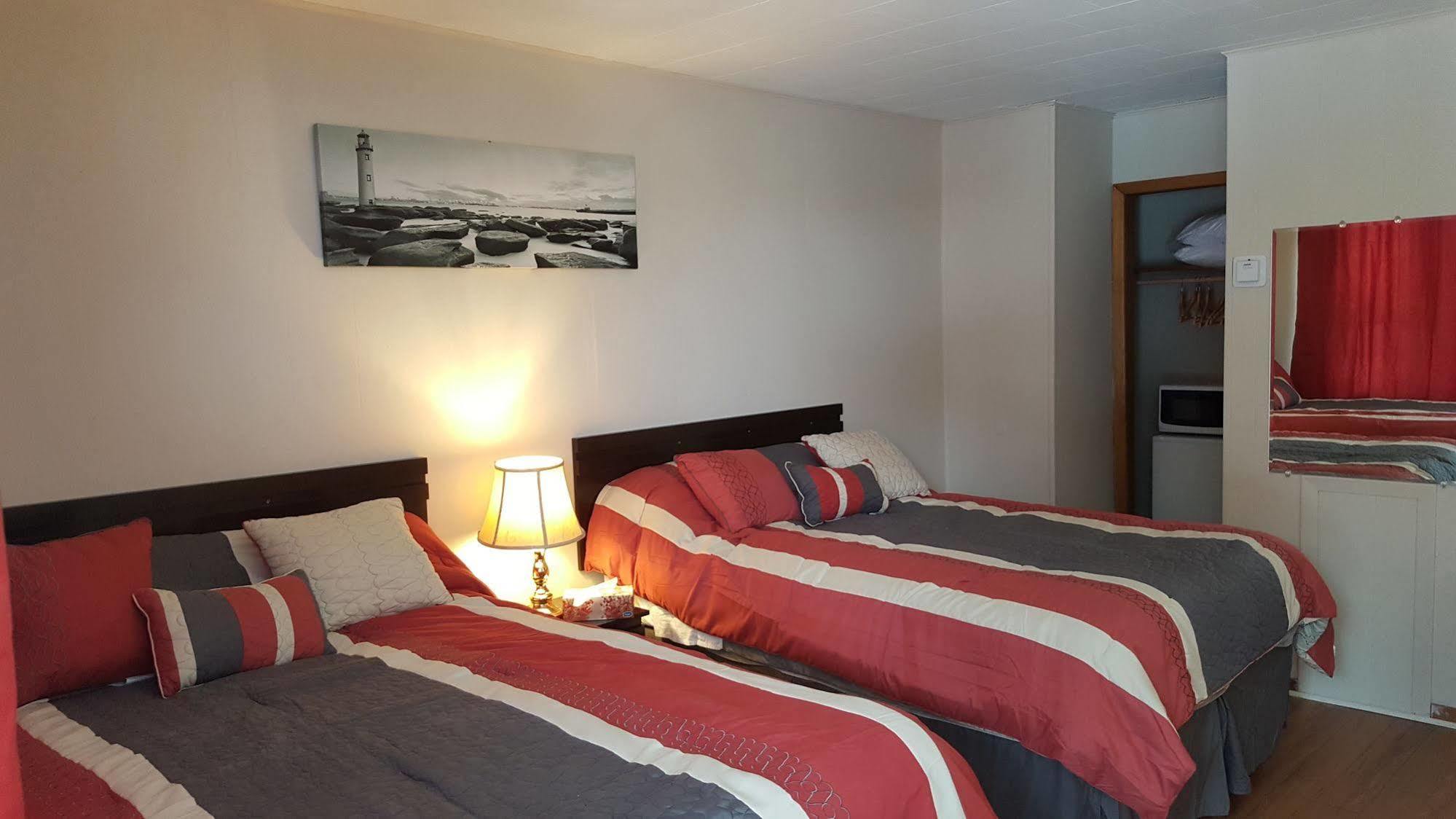 The White Horse Motel Cornwall Екстер'єр фото