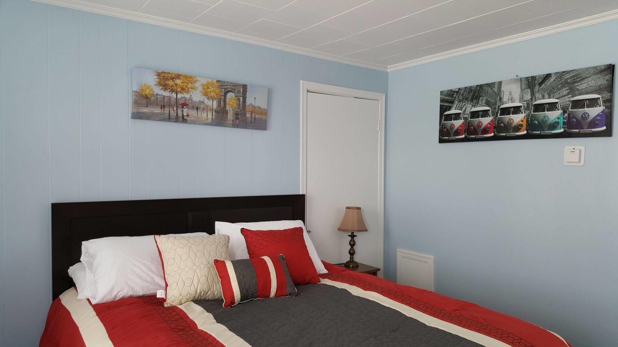 The White Horse Motel Cornwall Екстер'єр фото